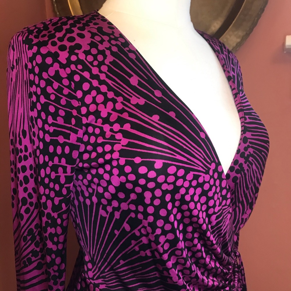 Trina Turk Size 8 Purple Wrap Dress